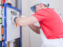 Instalator sanitar angajez urgent